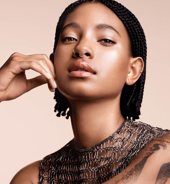 Galeri görüntüleyicisine resim yükle, DIOR FOREVER GLOW STAR FILTER