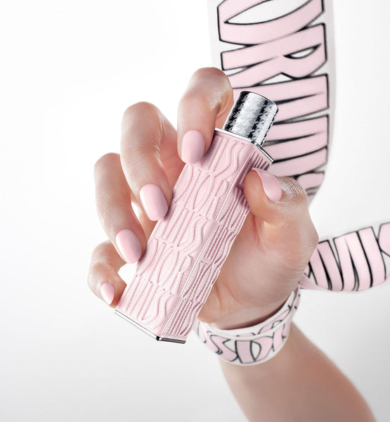 Galeri görüntüleyicisine resim yükle, LIMITED-EDITION MISS DIOR MINI MISS CASE
