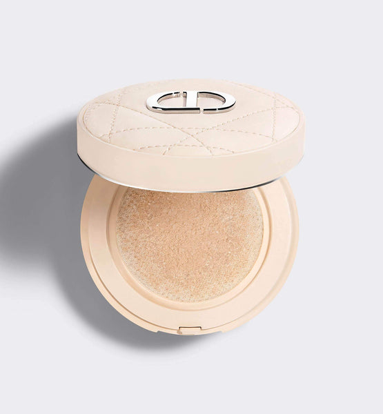 Galeri görüntüleyicisine resim yükle, Dior Forever Cushion Powder
